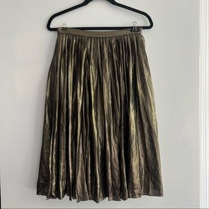 Ann Taylor Gold Metallic Pleated Skirt Sz 2